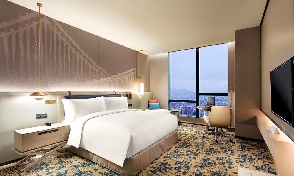 King Guest Room High Floor