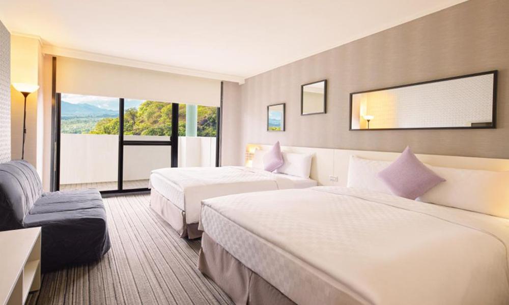 Deluxe-Twin-Room